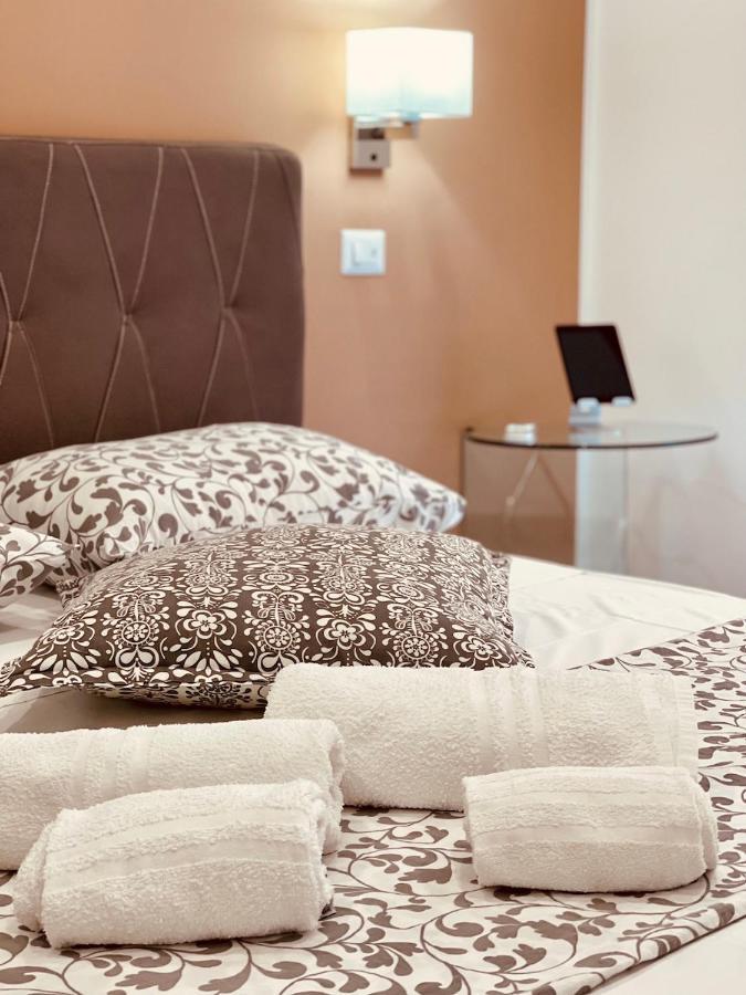 Ciu Ciu Home Suite Palermo Kültér fotó